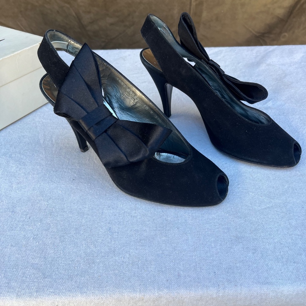 Vintage , 1980's, Roger Vivier Cut Suede and Silk evening pumps